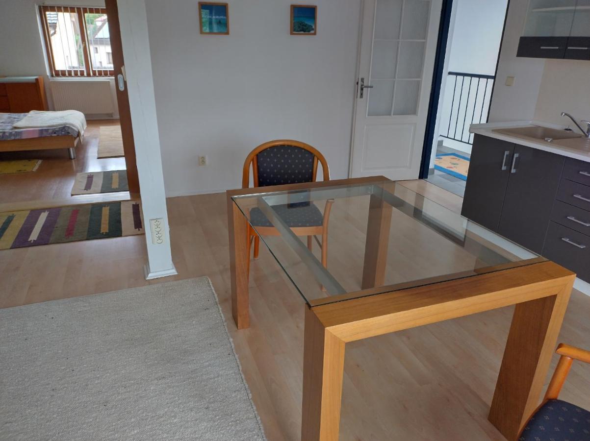 Apartment1 Pilsen-Ujezd Экстерьер фото